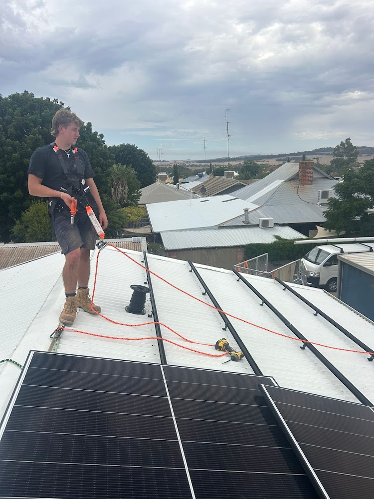 Just Solar Co