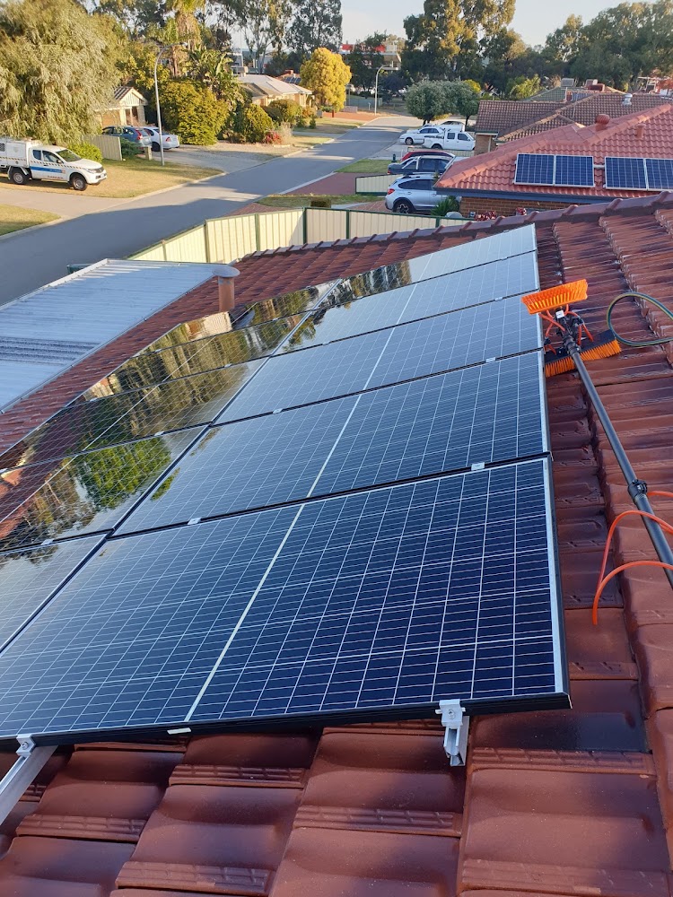 Eco Solar Panel Cleaning